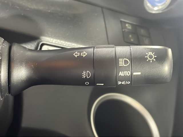 トヨタ シエンタ ハイブリッド ファンベースG 沖縄県 2022(令4)年 1.7万km ブラックマイカ/ベージュ 2トーン 禁煙車　/県外仕入　/純正ナビ　/フルセグ　Ｂｌｕｅｔｏｏｔｈ　ＤＶＤ　ＣＤ　/パノラミックビューモニター　/クルーズコントロール　/トヨタセーフティセンス　/両側パワースライドドア　/オートハイビーム/ビルトインETC/LEDヘッドライト/純正フロアマット/純正ドアバイザー