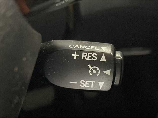 トヨタ シエンタ ハイブリッド ファンベースG 沖縄県 2022(令4)年 1.7万km ブラックマイカ/ベージュ 2トーン 禁煙車　/県外仕入　/純正ナビ　/フルセグ　Ｂｌｕｅｔｏｏｔｈ　ＤＶＤ　ＣＤ　/パノラミックビューモニター　/クルーズコントロール　/トヨタセーフティセンス　/両側パワースライドドア　/オートハイビーム/ビルトインETC/LEDヘッドライト/純正フロアマット/純正ドアバイザー