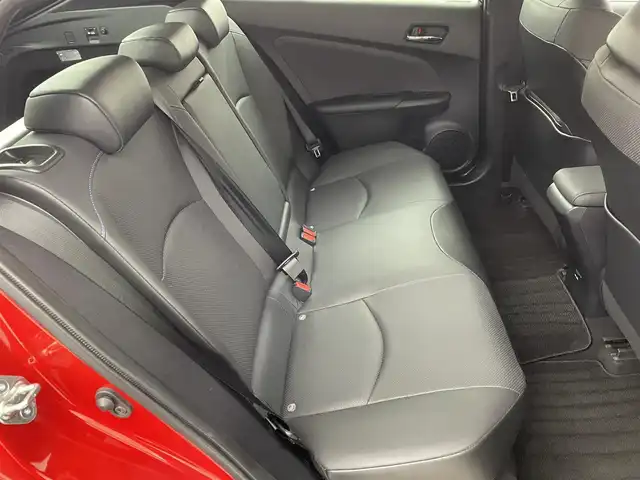 トヨタ プリウス A ツーリングセレクション 福岡県 2022(令4)年 1.4万km エモーショナルレッドⅡ 純正ナビ／フルセグＴＶ　/バックカメラ　/前方ドラレコ　/ビルトインＥＴＣ　/トヨタセーフティセンス　/アクセル踏み間違い防止　/パーキングアシスト　/ＨＵＤ　/シートヒーター／ベンチレーション　/純正１７インチＡＷ
