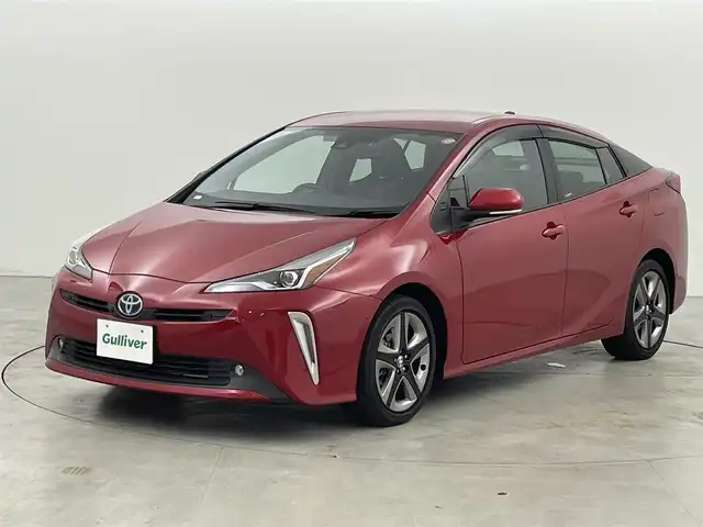トヨタ プリウス A ツーリングセレクション 福岡県 2022(令4)年 1.4万km エモーショナルレッドⅡ 純正ナビ／フルセグＴＶ　/バックカメラ　/前方ドラレコ　/ビルトインＥＴＣ　/トヨタセーフティセンス　/アクセル踏み間違い防止　/パーキングアシスト　/ＨＵＤ　/シートヒーター／ベンチレーション　/純正１７インチＡＷ