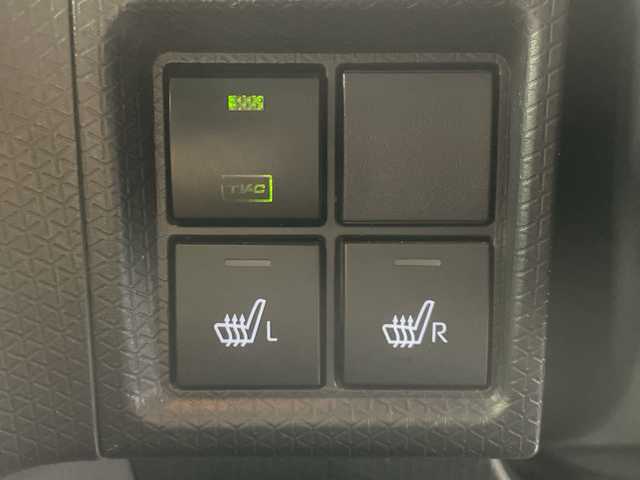 ダイハツ タント カスタム RS スタイルセレクション 奈良県 2022(令4)年 3万km プラムブラウンクリスタルマイカ 禁煙車/ターボ/純正９インチメモリナビ・フルセグTV/CD・DVD・Bluetooth/パノラマビューカメラ/両側パワースライドドア/LEDヘッドライト/レーダークルーズコントロール/ドライブレコーダー/ハーフレザーシート/前席シートヒーター/ETC/コーナーセンサー/GPSレーダー/電動パーキングブレーキ/シートバックテーブル/リアサンシェード