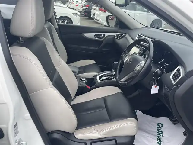 日産 エクストレイル ハイブリッド モード・プレミア 山形県 2016(平28)年 5.5万km ブリリアントホワイトパール ４WD/衝突軽減/純正SDナビ/　　【CD　BT　ワンセグ　USB　AUX】/アラウンドビューモニター/パワーバックドア/クルーズコントロール/LEDオートライト/レザーシート/シートヒーター/18インチアルミホイール/レーンキープアシスト/ダウンヒルアシストコントロール/純正フロアマット/コーナーセンサー/スマートキー/ETC