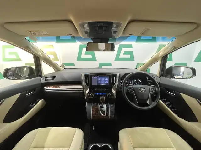 トヨタ アルファード X 鹿児島県 2020(令2)年 4.4万km ブラック バックカメラ/純正ディスプレイオーディオ/　・Bluetooth接続/トヨタセーフティセンス/　・インテリジェントクリアランスソナー/　・レーントレーシングアシスト/　・先行車発進告知/　・ロードサインアシスト/　・オートマチックハイビーム/　・バックガイドモニター/レーダークルーズコントロール/ブラインドスポットモニター/ルームミラー型ドライブレコーダー/LEDヘッドランプ/LEDフォグランプ/ブレーキホールド/ETC