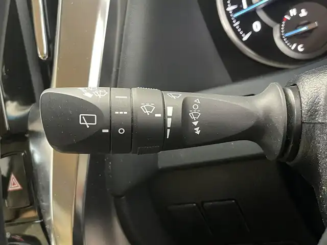 トヨタ アルファード X 鹿児島県 2020(令2)年 4.4万km ブラック バックカメラ/純正ディスプレイオーディオ/　・Bluetooth接続/トヨタセーフティセンス/　・インテリジェントクリアランスソナー/　・レーントレーシングアシスト/　・先行車発進告知/　・ロードサインアシスト/　・オートマチックハイビーム/　・バックガイドモニター/レーダークルーズコントロール/ブラインドスポットモニター/ルームミラー型ドライブレコーダー/LEDヘッドランプ/LEDフォグランプ/ブレーキホールド/ETC