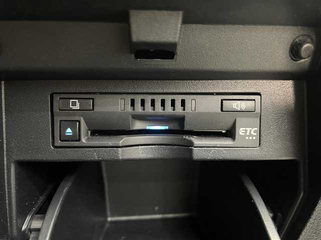 トヨタ アルファード X 鹿児島県 2020(令2)年 4.4万km ブラック バックカメラ/純正ディスプレイオーディオ/　・Bluetooth接続/トヨタセーフティセンス/　・インテリジェントクリアランスソナー/　・レーントレーシングアシスト/　・先行車発進告知/　・ロードサインアシスト/　・オートマチックハイビーム/　・バックガイドモニター/レーダークルーズコントロール/ブラインドスポットモニター/ルームミラー型ドライブレコーダー/LEDヘッドランプ/LEDフォグランプ/ブレーキホールド/ETC