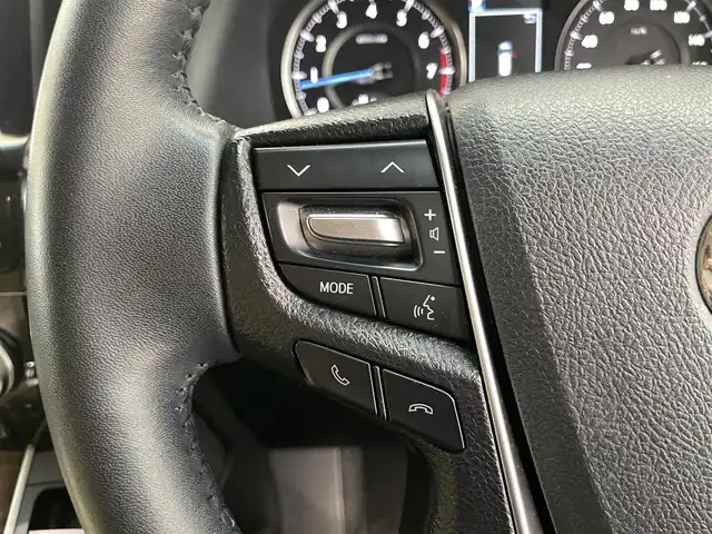 トヨタ アルファード X 鹿児島県 2020(令2)年 4.4万km ブラック バックカメラ/純正ディスプレイオーディオ/　・Bluetooth接続/トヨタセーフティセンス/　・インテリジェントクリアランスソナー/　・レーントレーシングアシスト/　・先行車発進告知/　・ロードサインアシスト/　・オートマチックハイビーム/　・バックガイドモニター/レーダークルーズコントロール/ブラインドスポットモニター/ルームミラー型ドライブレコーダー/LEDヘッドランプ/LEDフォグランプ/ブレーキホールド/ETC