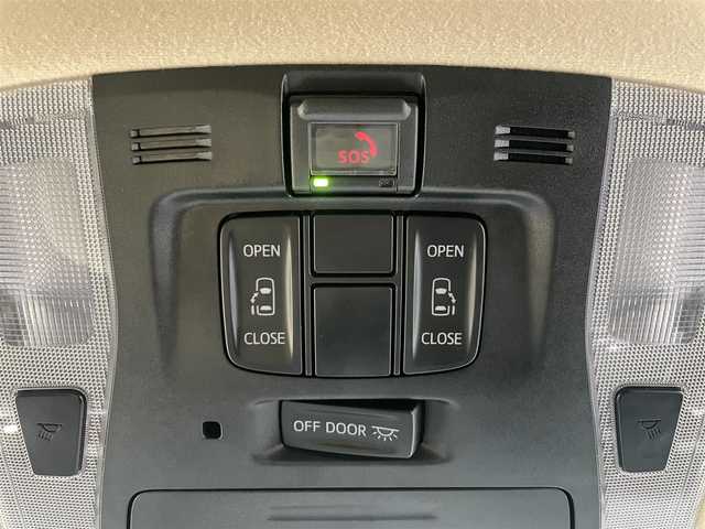 トヨタ アルファード X 鹿児島県 2020(令2)年 4.4万km ブラック バックカメラ/純正ディスプレイオーディオ/　・Bluetooth接続/トヨタセーフティセンス/　・インテリジェントクリアランスソナー/　・レーントレーシングアシスト/　・先行車発進告知/　・ロードサインアシスト/　・オートマチックハイビーム/　・バックガイドモニター/レーダークルーズコントロール/ブラインドスポットモニター/ルームミラー型ドライブレコーダー/LEDヘッドランプ/LEDフォグランプ/ブレーキホールド/ETC