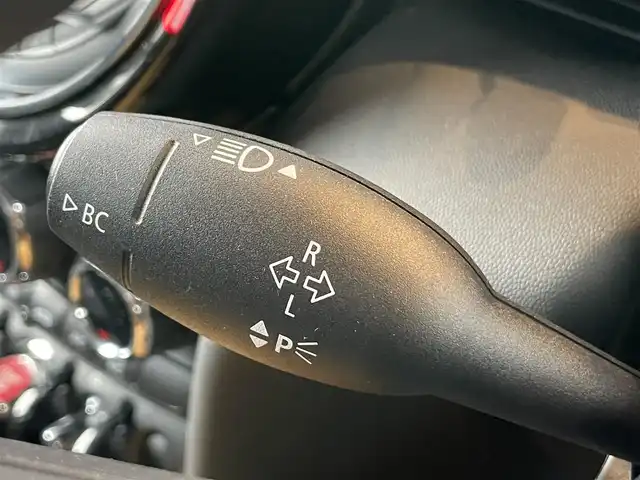 ＭＩＮＩ ミニ クーパー D 鹿児島県 2019(平31)年 4.2万km ペッパー・ホワイト ワンオーナー/純正HDDナビ/Ｂｌｕｅｔｏｏｔｈ/バックカメラ/アンビエントライト/コンフォートアクセス/インテリジェントセーフティー/純正１５インチアルミホイール/ドラレコ/ＬＥＤ/ＥＴＣ