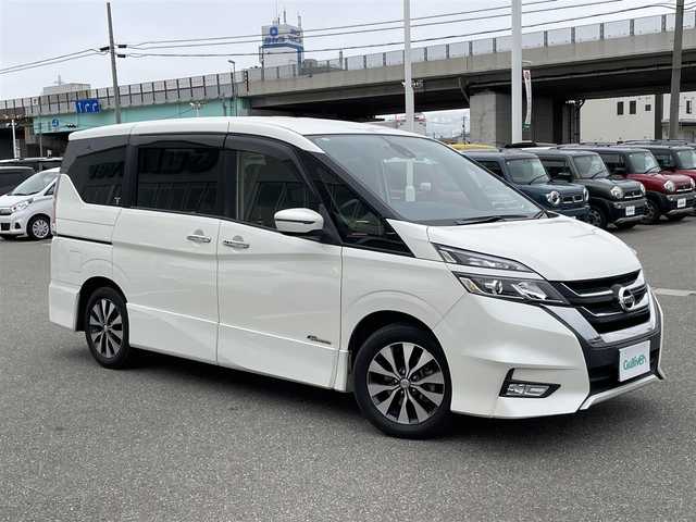 日産 セレナ ハイウェイスター Vセレクション 石川県 2017(平29)年 6.9万km ブリリアントホワイトパール ワンオーナー/純正9型ナビ/フルセグTV/バックカメラ/LEDヘッドライト/ETC/ドライブレコーダー/両側パワースライドドア/フリップダウンモニター/エマージェンシーブレーキ/クルーズコントロール/インテリキー/プッシュスタート/電動ミラー/純正アルミホイール/オートライト/保証書