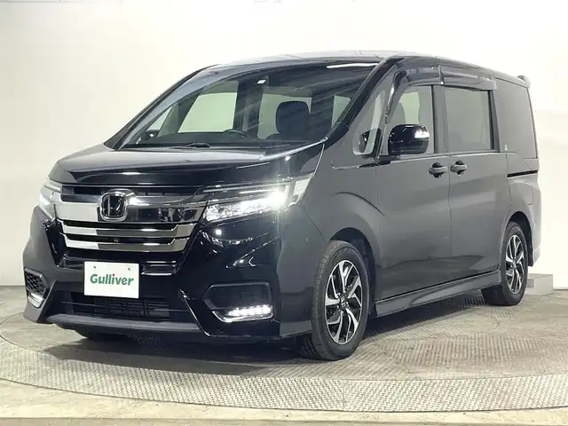 ホンダ ステップワゴン スパーダ ホンダセンシング 大阪府 2018(平30)年 4.6万km プレミアムスパークルブラックパール 純正ナビ(フルセグ/DVD再生/Bluetooth) 後席モニター 衝突軽減 360カメラ ETC レーダークルコン 両側パワースライドドア パドルシフト レーンアシスト オートライト HDMI