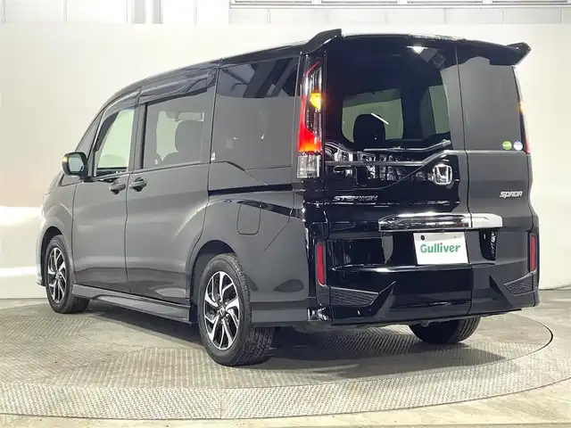 ホンダ ステップワゴン スパーダ ホンダセンシング 大阪府 2018(平30)年 4.6万km プレミアムスパークルブラックパール 純正ナビ(フルセグ/DVD再生/Bluetooth) 後席モニター 衝突軽減 360カメラ ETC レーダークルコン 両側パワースライドドア パドルシフト レーンアシスト オートライト HDMI