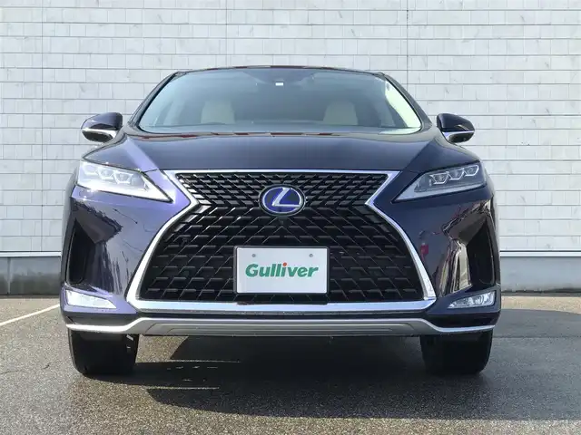 レクサス ＲＸ 450h バージョンL 富山県 2020(令2)年 4.9万km ディープブルーマイカ ムーンルーフ/純正12型ナビ(BT/DVD/Blu-ray)/フルセグTV/パワーバックドア/パノラミックビューモニター/ビルトインETC2.0/純正ドライブレコーダー/レーダークルーズコントロール/クリアランスソナー/セーフティシステムプラス/・プリクラッシュセーフティ/・レーントレーシングアシスト/・オートマチックハイビーム/・ロードサインアシスト/・先行車発進告知機能/角型3眼LEDヘッドランプ/本木製/革巻きコンビステアリング/ステアリングヒーター/パドルシフト/リッチクリームセミアニリン革シート/全席パワーシート/シートヒーター/前席コンフォータブルエアシート/運転席ポジションメモリー/純正20インチアルミホイール/スマートエントリー/スタートシステム/禁煙車