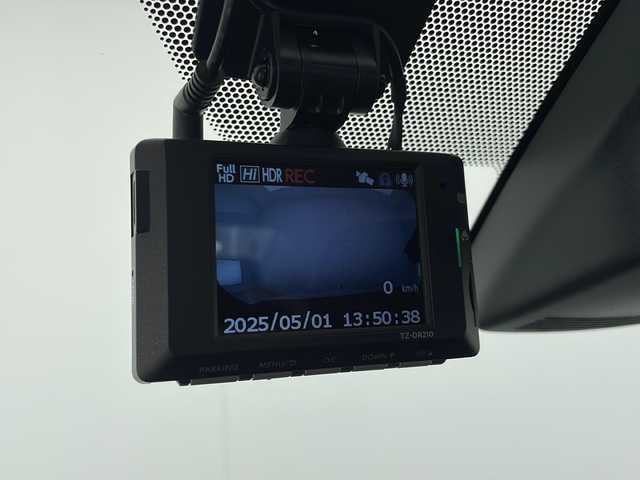 トヨタ カローラ アクシオ EX 千葉県 2022(令4)年 0.6万km スーパーホワイトⅡ 衝突軽減ブレーキ/レーンキープアシスト/コーナーセンサー（前後）/オートライト/オートハイビーム/純正SDナビ　NSCN-W68/ワンセグ/Bluetooth/CD/AM/FM/バックカメラ/ビルトインETC/ドライブレコーダー（前後）/アイドリングストップ/スマートキー/プッシュスタート/LEDヘッドライト/ウィンカーミラー/W＋サイドエアバッグ/カーテンエアバッグ/ISO　FIX