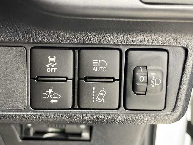 トヨタ カローラ アクシオ EX 千葉県 2022(令4)年 0.6万km スーパーホワイトⅡ 衝突軽減ブレーキ/レーンキープアシスト/コーナーセンサー（前後）/オートライト/オートハイビーム/純正SDナビ　NSCN-W68/ワンセグ/Bluetooth/CD/AM/FM/バックカメラ/ビルトインETC/ドライブレコーダー（前後）/アイドリングストップ/スマートキー/プッシュスタート/LEDヘッドライト/ウィンカーミラー/W＋サイドエアバッグ/カーテンエアバッグ/ISO　FIX