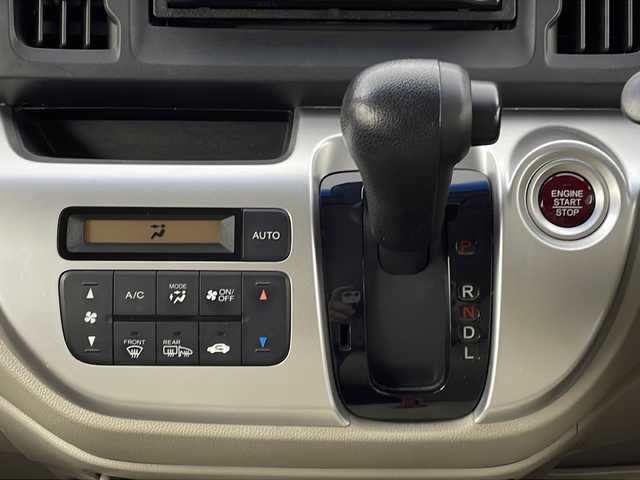 ホンダ Ｎ ＷＧＮ G Aパッケージ 新潟県 2013(平25)年 5.4万km カトラリーシルバーM 4WD/シティブレーキアシスト/社外メモリナビ/ワンセグTV/HIDオートライト/社外14インチアルミホイール/電格ミラー/サイドミラーヒーター/スマートキー/スペアキー
