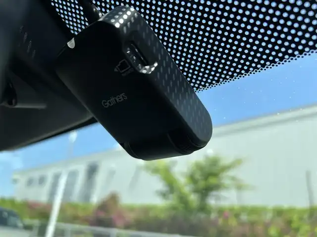 ホンダ シビック ハッチバック 滋賀県 2017(平29)年 3万km 白 メモリナビ/フルセグテレビ/ETC/バックカメラ/プッシュスタート/クルーズコントロール/シートヒーター/ドアバイザー/社外マフラー/RSRダウンサス（純正あり）/フロントリップスポイラー/サイドステップ/リアディフューザー/リアスポイラー