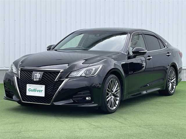 トヨタ クラウン ハイブリッド アスリートSJ-フロンティアLTD 香川県 2018(平30)年 7.7万km ブラック 登録時走行距離：76324km/メーカー純正ナビ/　CD DVD BT フルセグTV/バックカメラ/プリクラッシュセーフティシステム/レーンキープアシスト/レーダークルーズコントロール/オートハイビーム/オートライト/LEDヘッドライト/フォグランプ/電動格納ウィンカーミラー/ドアバイザー/ハーフレザーシート/パワーシート/シートヒーター/木目革巻きコンビステアリング/ステアリングスイッチ/ステアリングヒーター/MTモード付AT/アルミペダル/ビルトインETC/PWオールオート/純正フロアマット/プッシュスタート/スマートキー/スペアキー