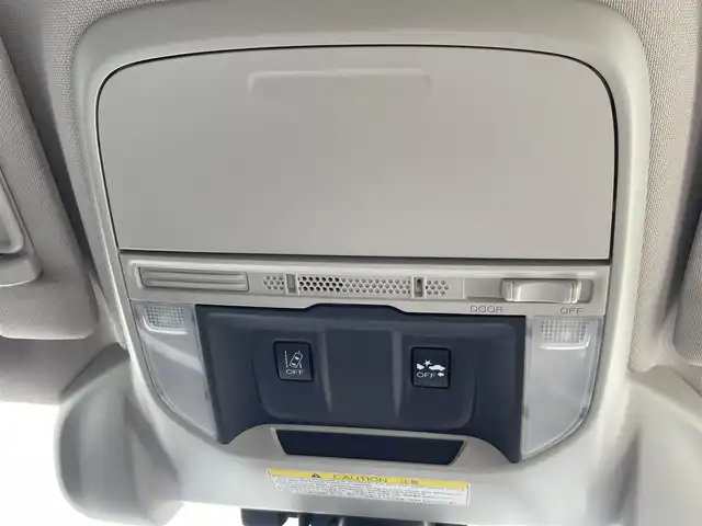 スバル フォレスター プレミアム 福岡県 2019(令1)年 7万km クリスタルブラックシリカ ・柿本改マフラー/・純正ナビ/　（DVD/フルセグテレビ/バックカメラ）/・ETC/・全席ヒートシーター/・ハンドルヒーター/・デジタルルームミラー/・SRH/・クルーズコントロール/・プッシュスタート/・ウィンカーミラー/・アイドリングストップ/・純正マット/・スタッドレスタイヤ　車載　(225/55R/18)