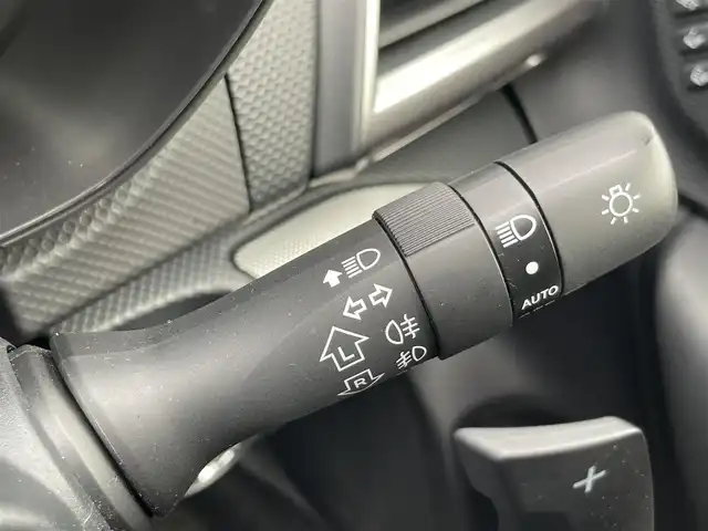 スバル フォレスター プレミアム 福岡県 2019(令1)年 7万km クリスタルブラックシリカ ・柿本改マフラー/・純正ナビ/　（DVD/フルセグテレビ/バックカメラ）/・ETC/・全席ヒートシーター/・ハンドルヒーター/・デジタルルームミラー/・SRH/・クルーズコントロール/・プッシュスタート/・ウィンカーミラー/・アイドリングストップ/・純正マット/・スタッドレスタイヤ　車載　(225/55R/18)