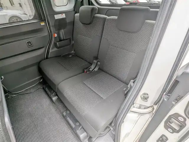 ダイハツ ウェイク L スペシャルリミテッド SAⅢ 栃木県 2019(平31)年 7.5万km パールホワイトⅢ (株)IDOMが運営する【じしゃロン宇都宮店】の自社ローン対象車両になります。こちらは現金またはオートローンご利用時の価格です。自社ローンご希望の方は別途その旨お申付け下さい。/社外ナビ/(Bluetooth／フルセグTV／DVD再生機能)/バックカメラ/片側パワースライドドア/衝突被害軽減システム/横滑り防止装置/ETC/ドライブレコーダー/アイドリングストップ/オートライト/オートマチックハイビーム/電動格納ミラー/プッシュスタート/スマートキー/フロアマット社外/スペアキー/全方位カメラ