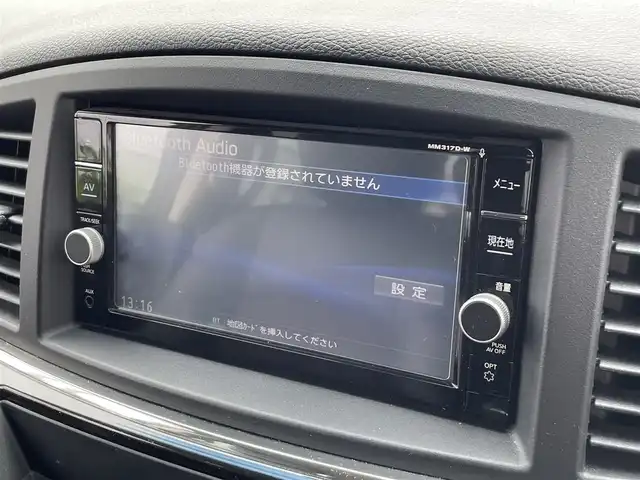 日産 エルグランド 250ハイウェイスターS 茨城県 2018(平30)年 6.5万km パール 純正ナビ/【TV・ラジオ・BT・SD・CD・DVD・AUX】/片側パワスラ/ETC/Ｂカメラ/クルコン/前方ドラレコ/インテリジェントルームミラー/前後コーナーセンサー/オットマン/MTモード付AT/横滑り防止装置/オートライト/Fフォグ/LEDライト/純正フロアマット/純正アルミホイール