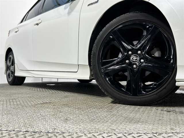 トヨタ プリウス S ツーリングセレクション 大阪府 2019(平31)年 4.8万km ホワイトパールクリスタルシャイン TRDエアロ 黒革シート 純正9incナビ(フルセグ/DVD再生/Bluetooth) バックカメラ ETC 衝突軽減 レーダークルコン トヨタセーフティセンス シートヒーター スマートキー