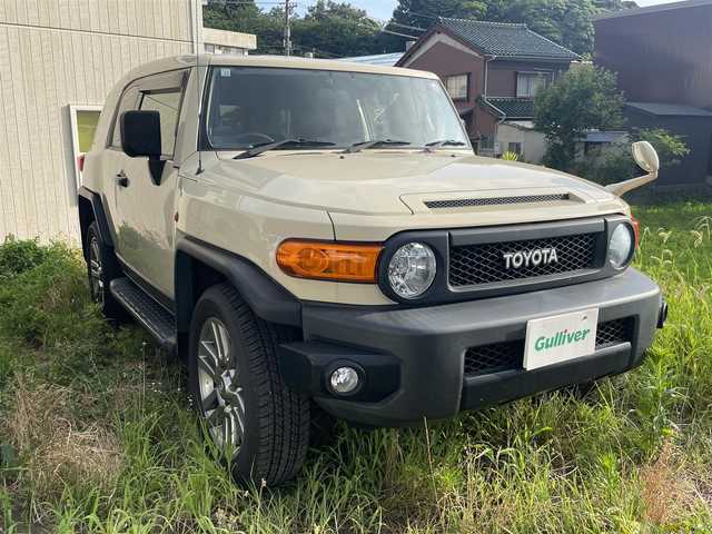 トヨタ ＦＪクルーザー ファイナルエディション 京都府 2017(平29)年 2.1万km ベージュ ・社外ナビ/・バックカメラ/・リモコンキー/・ETC2.0/・LEDヘッドライト/・フォグランプ/・パートタイム４WD