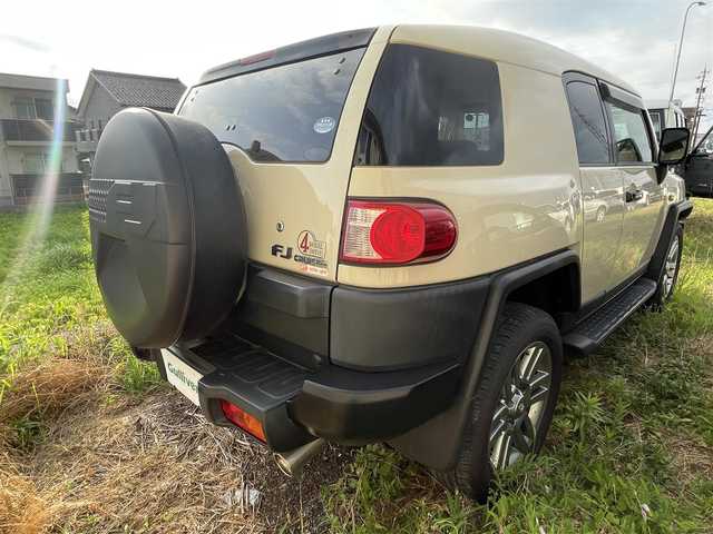 トヨタ ＦＪクルーザー ファイナルエディション 京都府 2017(平29)年 2.1万km ベージュ ・社外ナビ/・バックカメラ/・リモコンキー/・ETC2.0/・LEDヘッドライト/・フォグランプ/・パートタイム４WD