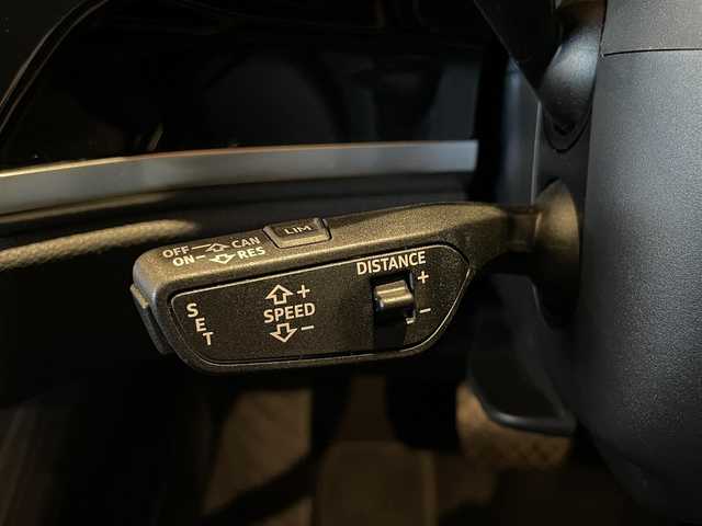 アウディ アウディ Ｑ３ 35TDIクワトロ アドバンスド 道央・札幌 2020(令2)年 4.3万km ガンＭ クロノスグレーメタリック/ベーシックパッケージ/　・シートヒーター/　・電動フロントシート/　・オートマチックテールゲート/　・ランバーサポート/　・アウディドライブセレクト/TVチューナー/アシスタンスパッケージ/　・ACC/　・サイドアシスト/　・エマージェンシーアシスト/　・ハイビームアシスト/　・リヤクロストラフィックアシスト/テクノロジーパッケージ/　・ワイヤレスチャージング/　・スマートフォンインターフェース/純正メモリナビ/360°カメラ/LEDヘッドライト