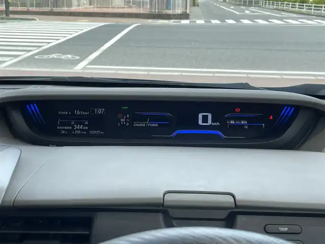 ホンダ フリード ハイブリット EX 岡山県 2016(平28)年 12.4万km コバルトブルーパール 登録時走行距離123727/純正SDナビ/AM/FM/Bluetooth/TV/CD/DVD/アダプティブクルーズコントロール/車線逸脱警報/衝突軽減ブレーキ/バックカメラ/両側パワースライドドア/純正15インチAW/純正フロアマット/ハーフレザーシート/プッシュスタート/スマートキー/ETC