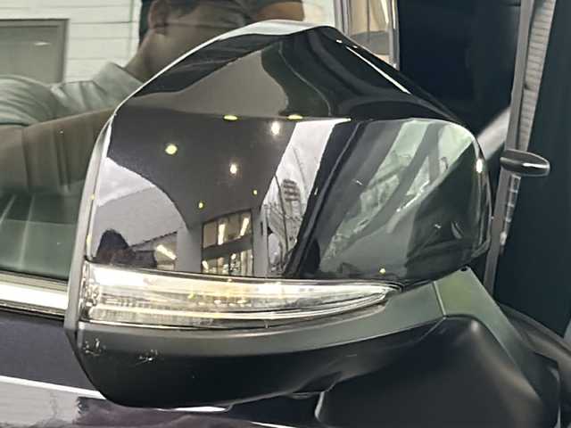 トヨタ アルファードハイブリット エグゼクティブ ラウンジ S 京都府 2019(平31)年 8.4万km スパークリングブラックパールクリスタルシャイン 純正SDナビ /フルセグTV /Bluetooth/CD/DVD/Blu-ray再生機能有/USB/AUX/JBL /純正ビルトインETC2.0/デュアルスピーカー/デュアルエアコン/TRDエアロ （フロント、リア）/BSM /ウィンカーミラー/デジタルインナーミラー/禁煙車 /両側パワースライドドア/パノラミックビューモニター/フリップダウンモニター /前後コーナーセンサー /横滑り防止装置/レーンキープアシスト/盗難防止装置/Wサイドエアバッグ/カーテンエアバッグ/衝突被害軽減ブレーキ/LEDヘッドライト/フロントフォグランプ/オートライト/オートマチックハイビーム/前席＆2列目パワーシート /D席ポジションメモリー/前席シートヒーター/エアシート/ハンドルヒーター/2列目サンシェード/ツインサンシェード/エンジンスターター付（キーレス機能有）
