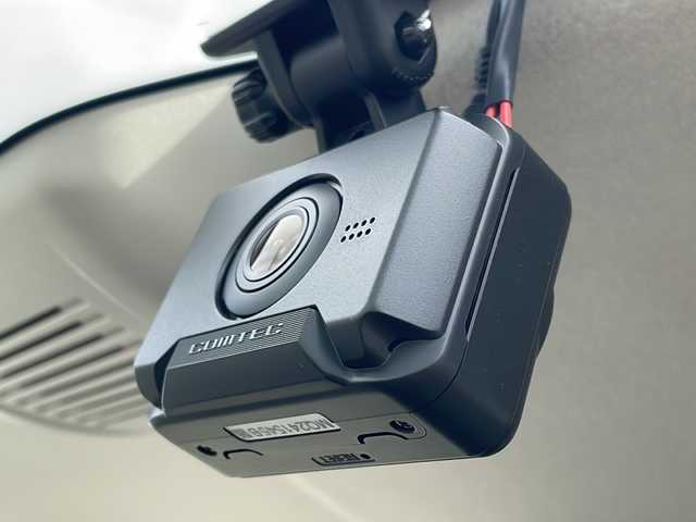 ホンダ Ｎ ＢＯＸ G 神奈川県 2022(令4)年 3.2万km クリスタルブラックパール 社外ＳＤナビ/ワンセグ/CD/DVD/Bluetooth/クルーズコントロール　/バックカメラ　/コーナーセンサー　/パーキングアシスト　/ＬＥＤヘッドライト　/前後ドライブレコーダー　/オートライト　/ビルドインＥＴＣ　/社外フロアマット　/社外アルミホイル/ABS/横滑り防止装置/レーンキープアシスト　