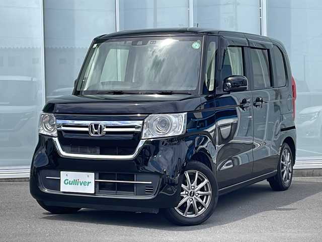 ホンダ Ｎ ＢＯＸ G 神奈川県 2022(令4)年 3.2万km クリスタルブラックパール 社外ＳＤナビ/ワンセグ/CD/DVD/Bluetooth/クルーズコントロール　/バックカメラ　/コーナーセンサー　/パーキングアシスト　/ＬＥＤヘッドライト　/前後ドライブレコーダー　/オートライト　/ビルドインＥＴＣ　/社外フロアマット　/社外アルミホイル/ABS/横滑り防止装置/レーンキープアシスト　