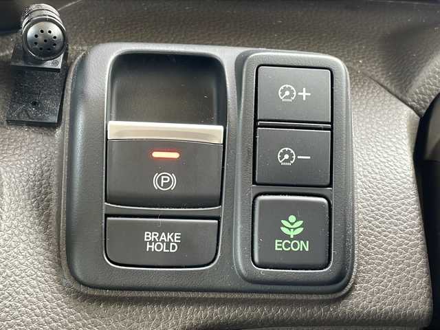 ホンダ Ｎ ＢＯＸ G 神奈川県 2022(令4)年 3.2万km クリスタルブラックパール 社外ＳＤナビ/ワンセグ/CD/DVD/Bluetooth/クルーズコントロール　/バックカメラ　/コーナーセンサー　/パーキングアシスト　/ＬＥＤヘッドライト　/前後ドライブレコーダー　/オートライト　/ビルドインＥＴＣ　/社外フロアマット　/社外アルミホイル/ABS/横滑り防止装置/レーンキープアシスト　