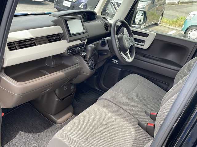 ホンダ Ｎ ＢＯＸ G 神奈川県 2022(令4)年 3.2万km クリスタルブラックパール 社外ＳＤナビ/ワンセグ/CD/DVD/Bluetooth/クルーズコントロール　/バックカメラ　/コーナーセンサー　/パーキングアシスト　/ＬＥＤヘッドライト　/前後ドライブレコーダー　/オートライト　/ビルドインＥＴＣ　/社外フロアマット　/社外アルミホイル/ABS/横滑り防止装置/レーンキープアシスト　