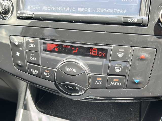 日産 セレナ ハイウェイスター Sハイブリッド 福岡県 2013(平25)年 8.4万km ブリリアントシルバー 純正HDDナビ/（AM/FM/CD/DVD/BT/フルセグTV）/両側パワースライドドア/全方位カメラ/ウォークスルー/コーナーセンサー/衝突被害軽減システム/横滑り防止装置/アイドリングストップ/プッシュスタートボタン/スマートキー/スペアキー1本/取扱説明書/記録簿/ETC