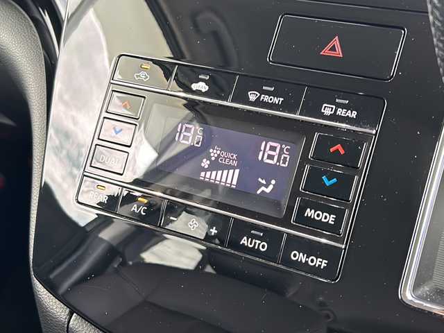 日産 エルグランド 250ハイウェイスターS 愛知県 2023(令5)年 4万km ピュアホワイトパール 衝突軽減システム/純正７型SDナビ/両側パワースライドドア/レーダークルーズコントロール/ワンセグ/CD/Bluetooth/バックカメラ/コーナーセンサー/純正アルミホイール/ブラインドスポットモニター/LEDヘッドライト/オートマチックハイビーム/ETC/ステアリングスイッチ/スマートキー/プッシュスタート