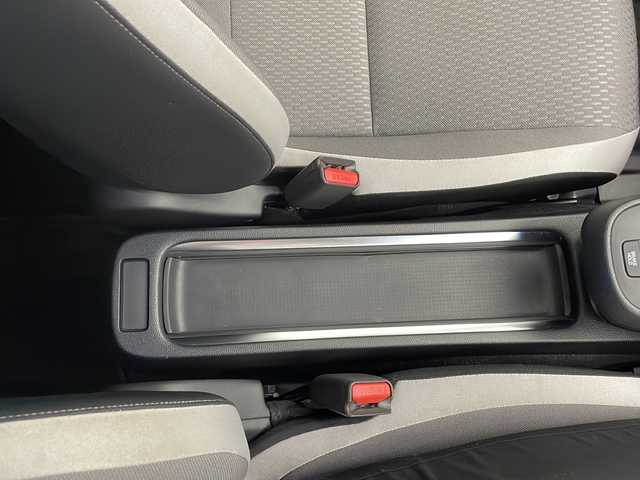 ホンダ フィット クロスター 長野県 2020(令2)年 3.9万km クリスタルブラックパール 4WD/純正SDナビ&フルセグTV&CD&DVD&USB&BT/ホンダセンシング/アダプティブクルーズコントロール/路外逸脱警報/衝突軽減ブレーキ/踏み間違い防止/コーナーセンサー/先行車発進告知/標識認識機能/社外前後ドライブレコーダー/ステアリングスイッチ/バックカメラ/ビルトインETC/LEDヘッドライト/オートライト/電動格納ミラー/ウィンカーミラー/ドアミラーヒーター/電動ホールド/ブレーキホールド/純正16インチAW装着/純正フロアマット/社外ドアバイザー/プッシュスタート/スマートキー/取扱説明書