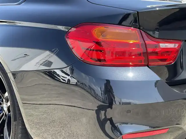 ＢＭＷ Ｍ４ クーペ 東京都 2016(平28)年 3万km サファイアブラックP 内装サモールオレンジ/アダクティブMサスペンション/純正19インチ437/ヘッドアップディスプレイ/純正ナビ/フルセグTV/純正Hifiスピーカー/アダクティブLEDライト/ドライビングアシスト/レザーシート/シートヒーター/レーンキープアシスト/衝突軽減ブレーキ/ブラインドスポット