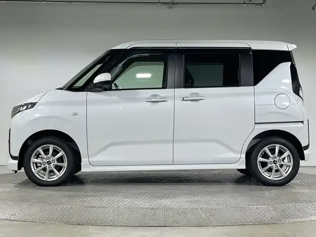 ダイハツ ムーヴ G 神奈川県 2025(令7)年 0.1千km シャイニングホワイトパール 届出済未使用車/9型ディスプレイオーディオ/全方位ビューカメラ/スマートパノラマパーキングパック＆純正ナビ装着用アップグレードパック付/両側電動スライドドア/衝突軽減ブレーキ/パーキングアシスト/アイドリングストップ/リアセンサー/オートハイビーム/ステアリングスイッチ/置くだけ充電/電子パーキング・オートホールド/プッシュスタート/スマートキー/純正サイドシル・リアスポイラー/純正14インチアルミホイール/取説　保証書/スペアキー