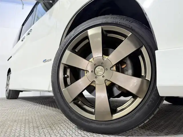 日産 セレナ ハイウェイスター 大阪府 2016(平28)年 4.4万km ブリリアントホワイトパール ProPILOT 純正9incナビTV 360カメラ 後席モニター デジタルインナーミラー ハーフレザー シートヒーター 両側パワースライドドア レーダーC 衝突軽減 パークアシスト クリアランスソナー リアオートエアコン