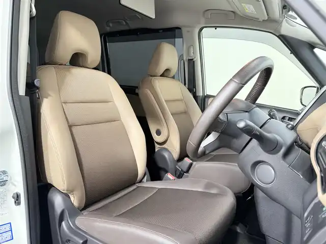 日産 セレナ ハイウェイスター 大阪府 2016(平28)年 4.4万km ブリリアントホワイトパール ProPILOT 純正9incナビTV 360カメラ 後席モニター デジタルインナーミラー ハーフレザー シートヒーター 両側パワースライドドア レーダーC 衝突軽減 パークアシスト クリアランスソナー リアオートエアコン