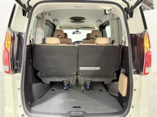 日産 セレナ ハイウェイスター 大阪府 2016(平28)年 4.4万km ブリリアントホワイトパール ProPILOT 純正9incナビTV 360カメラ 後席モニター デジタルインナーミラー ハーフレザー シートヒーター 両側パワースライドドア レーダーC 衝突軽減 パークアシスト クリアランスソナー リアオートエアコン