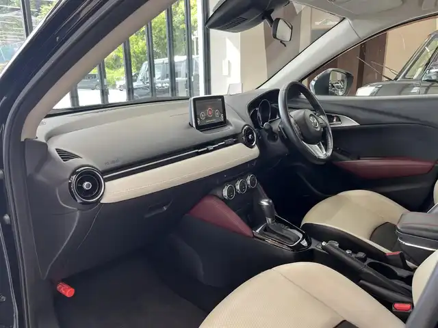 マツダ ＣＸ－３ XD ツーリング Lパッケージ 高知県 2015(平27)年 9.5万km ディープクリスタルブルーマイカ (株)IDOMが運営する【じしゃロン高知店】の自社ローン専用車両になります。こちらは現金またはオートローンご利用時の価格です。自社ローンご希望の方は別途その旨お申付け下さい