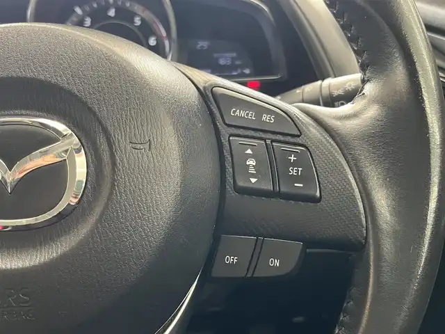 マツダ ＣＸ－３ XD ツーリング Lパッケージ 高知県 2015(平27)年 9.5万km ディープクリスタルブルーマイカ (株)IDOMが運営する【じしゃロン高知店】の自社ローン専用車両になります。こちらは現金またはオートローンご利用時の価格です。自社ローンご希望の方は別途その旨お申付け下さい