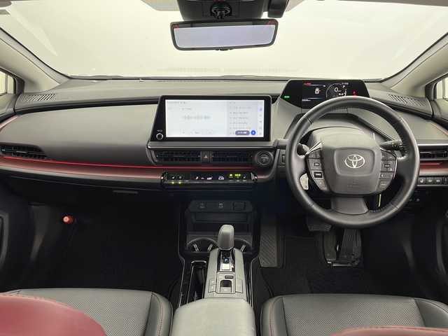 トヨタ プリウス Z 愛知県 2023(令5)年 2.5万km プラチナホワイトパールマイカ /禁煙車//E-Four//純正12.3インチディスプレイオーディオ//フルセグTV//パノラミックビューモニター//バックカメラ//ビルトインETC2.0//モデリスタエアロ//パノラマルーフ//デジタルインナーミラー//トヨタセーフティセンス//プリクラッシュセーフティ//FCTA+LCA//LTA+LDA//レーダークルーズコントロール//アダプティブハイビームシステム//ロードサインアシスト//ドライバー異常時対応システム//プロアクティブドライビングアシスト//トヨタチームメイト//アドバンストパーク(リモート機能付)//パーキングサポートブレーキ//BSM+安心降車アシスト+RCTA//LEDヘッドライト//オートライト//リヤフォグランプ//黒合皮シート(レッド加飾)//運転席パワーシート(ポジションメモリー付)//前席シートヒーター+ベンチレーション//ワイヤレス充電器//ナノイーX//AC100V//純正フロアマット//革巻きステアリング//ステアリングスイッチ//ステアリングヒーター//プッシュスタート//電動格納ミラーウィンカー//電子パーキングブレーキ//ブレーキホールド//スペアキー