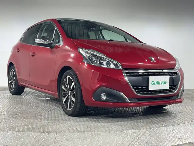 プジョー ２０８ アリュール 神奈川県 2019(令1)年 5.9万km 赤 ガラスルーフ/バックカメラ/純正7インチナビゲーション/Bluetooth　apple car play　USB /パーキングアシスト/コーナーセンサー/クルーズコントロール/ETC/社外前方ドライブレコーダー/MTモード/S/SNOWモード/ECOモード/ステアリングスイッチ/純正フロアマット/ハロゲンヘッドライト/オートライト/純正16インチアルミホイール/自動防眩ミラー/電動格納ミラー/ウィンカーミラー/リモコンキー