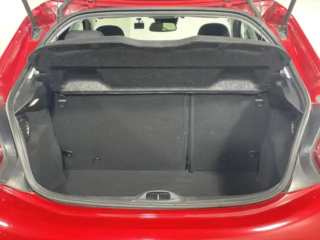 プジョー ２０８ アリュール 神奈川県 2019(令1)年 5.9万km 赤 ガラスルーフ/バックカメラ/純正7インチナビゲーション/Bluetooth　apple car play　USB /パーキングアシスト/コーナーセンサー/クルーズコントロール/ETC/社外前方ドライブレコーダー/MTモード/S/SNOWモード/ECOモード/ステアリングスイッチ/純正フロアマット/ハロゲンヘッドライト/オートライト/純正16インチアルミホイール/自動防眩ミラー/電動格納ミラー/ウィンカーミラー/リモコンキー