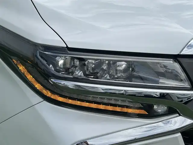 トヨタ アルファード S Cパッケージ 香川県 2020(令2)年 3.9万km ホワイトパールクリスタルシャイン 純正ディスプレイオーディオ/→AM/FM/Bluetooth/フルセグTV/フリップダウンモニター（OP）/サンルーフ（OP）/デジタルインナーミラー（MOP）/ブラインドスポットモニター/レザーシート/シートヒーター・エアシート/レーダークルーズコントロール/レーンキープアシスト/トヨタセーフティセンス/前後ドライブレコーダー/両側パワースライドドア/ビルトイン2.0ETC/コーナーセンサー/パワーバックドア/パワーシート/メモリーシート/ハンドルヒーター/ウッドコンビステアリング/ステアリングスイッチ/プッシュスタート/スマートキー/オットマン/サンシェード/純正フロアマット/純正18インチアルミホイール