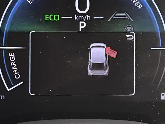 トヨタ ヤリスクロス ハイブリッド Z 鹿児島県 2024(令6)年 1.1万km ブラックマイカ/ベージュ 2トーン ワンオーナー/トヨタセーフティセンス/・プリクラッシュセーフティ/・レーントレーシングアシスト/・レーダークルーズコントロール/・先行車発進お知らせ機能/・誤発進抑制機能/・前後コーナーセンサー/純正ディスプレイオーディオ/(BT/AM/FM/Applecarplay/Andriodauto/フルセグTV)/ブラインドスポットモニター/前席シートヒーター/運転席パワーシート/シートメモリー/アラウンドビューモニター/バックカメラ/パワーバックドア/ステアリングヒーター/ステアリングスイッチ/革巻きステアリング/禁煙車/スペアキー/純正18インチアルミホイール/純正フロアマット/純正LEDヘッドライト/ETC/保証書/取扱説明書